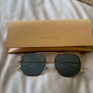 Bonnie Clyde Sunglasses with Case